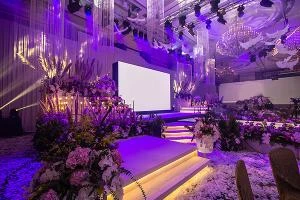 Quels avantages à louer du matériel son, lumière et vidéo chez AVS Events ?